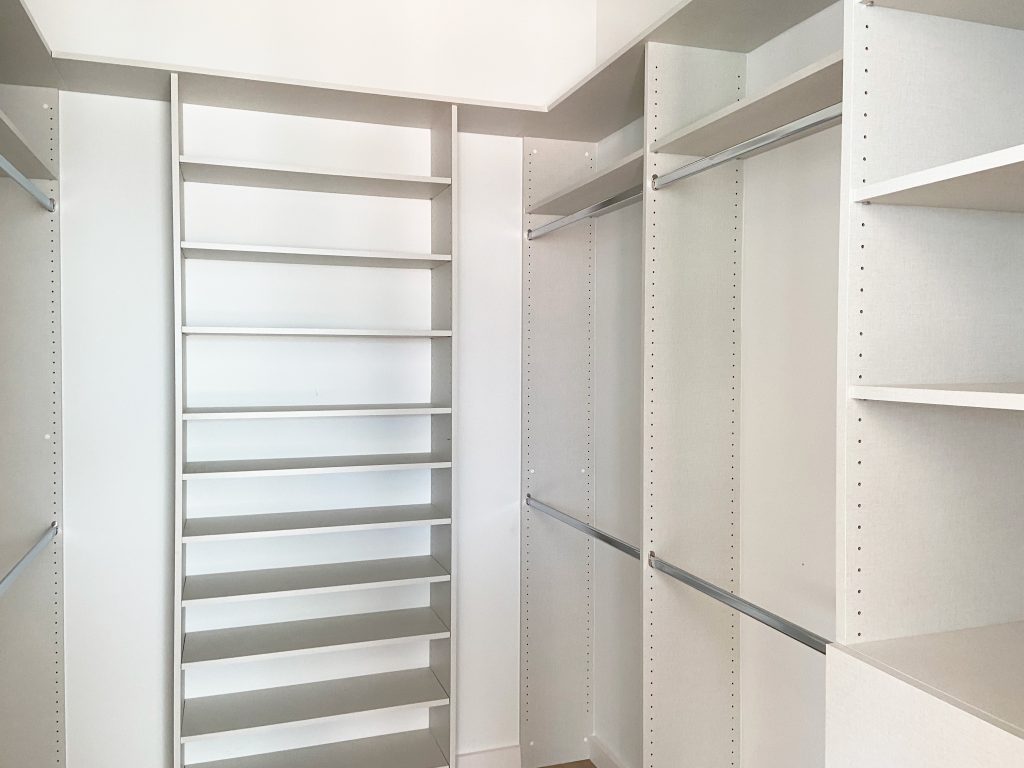Walk-in Closet